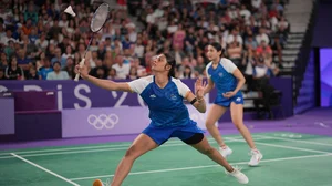 AP/Kin Cheung : India's Tanisha Crasto and Ashwini Ponnappa play against Japan's Nami Matsuyama and Mayu Matsumoto during their women's doubles badminton group stage.